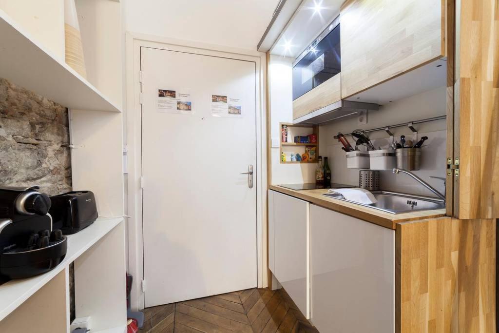 Studio Cosy En Centre Ville Aux Cordeliers Ail Lyon Exterior photo