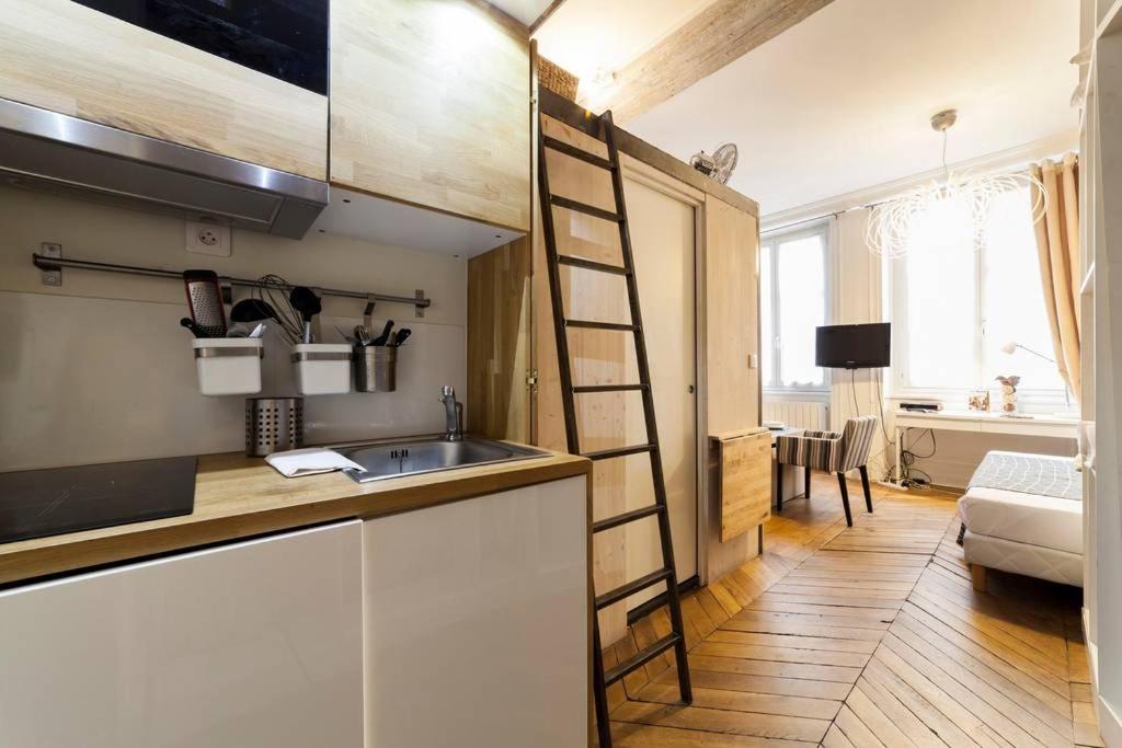 Studio Cosy En Centre Ville Aux Cordeliers Ail Lyon Exterior photo