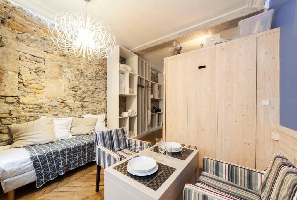 Studio Cosy En Centre Ville Aux Cordeliers Ail Lyon Exterior photo